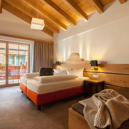 - Apart Otel
