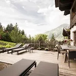 - Aparthotel 4*