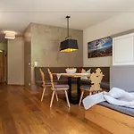 - Aparthotel