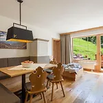 - Aparthotel