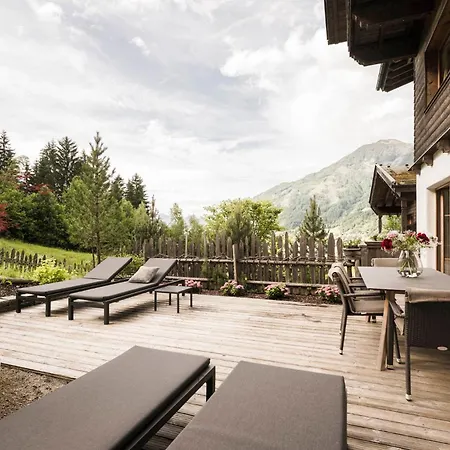 - Apart Otel 4*