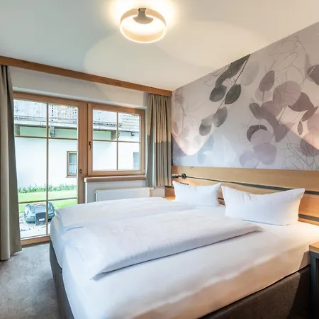 - Apart Otel